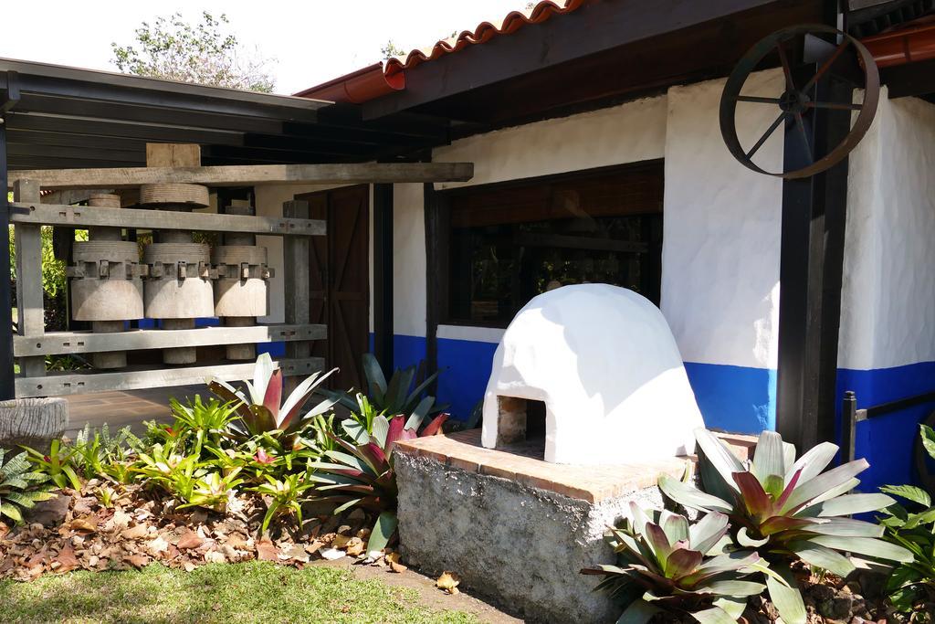 Hotel Bougainvillea San Jose Santo Domingo De Heredia المظهر الخارجي الصورة