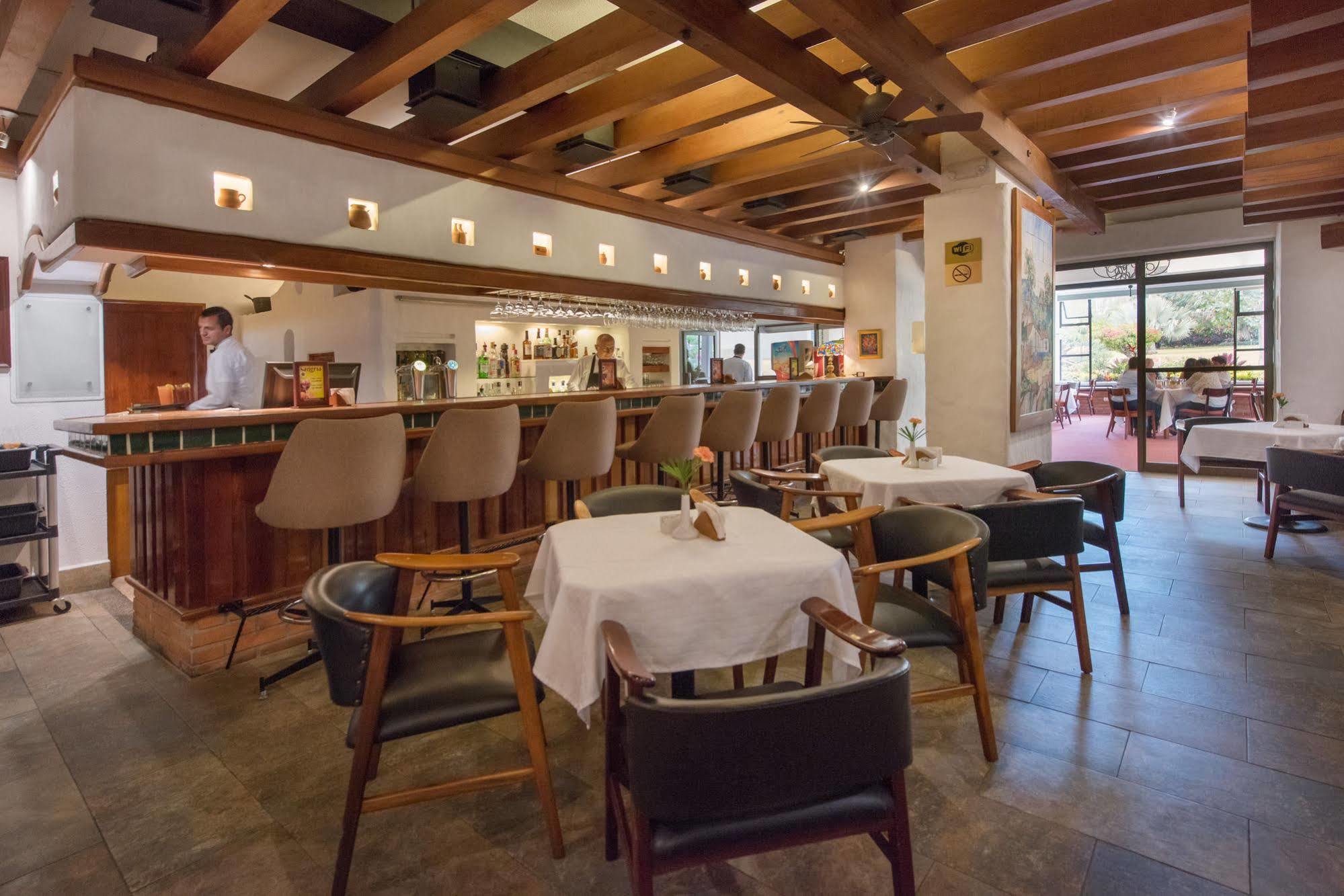 Hotel Bougainvillea San Jose Santo Domingo De Heredia المظهر الخارجي الصورة